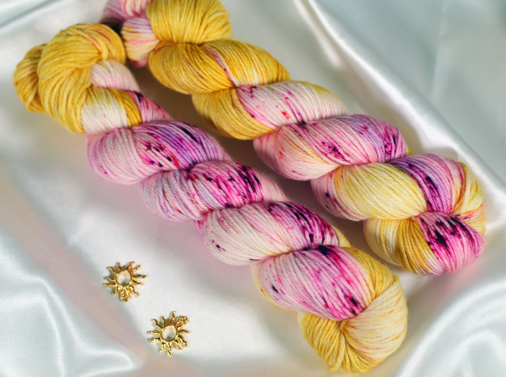 Tangled Glow - Inspired by Rapunzel – Poison Threads